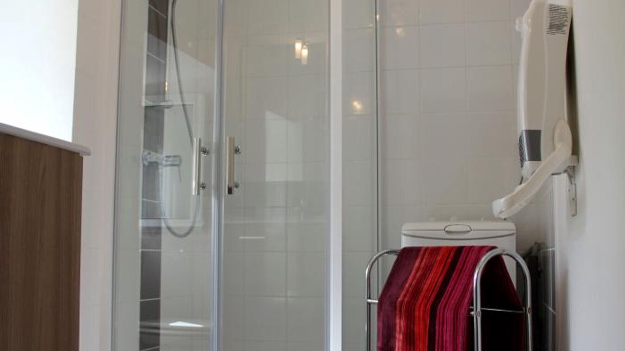 Photo of Bathroom in Tourtoirac