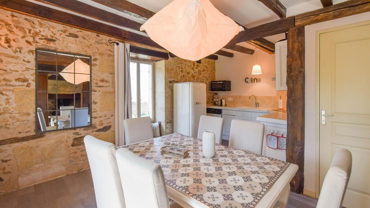 Photo of Livingroom in Saint-Medard-d'Excideuil