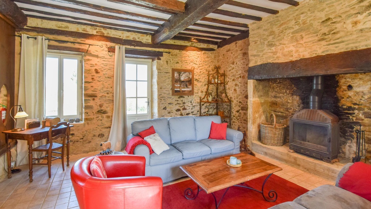Photo of Livingroom in Saint-Medard-d'Excideuil