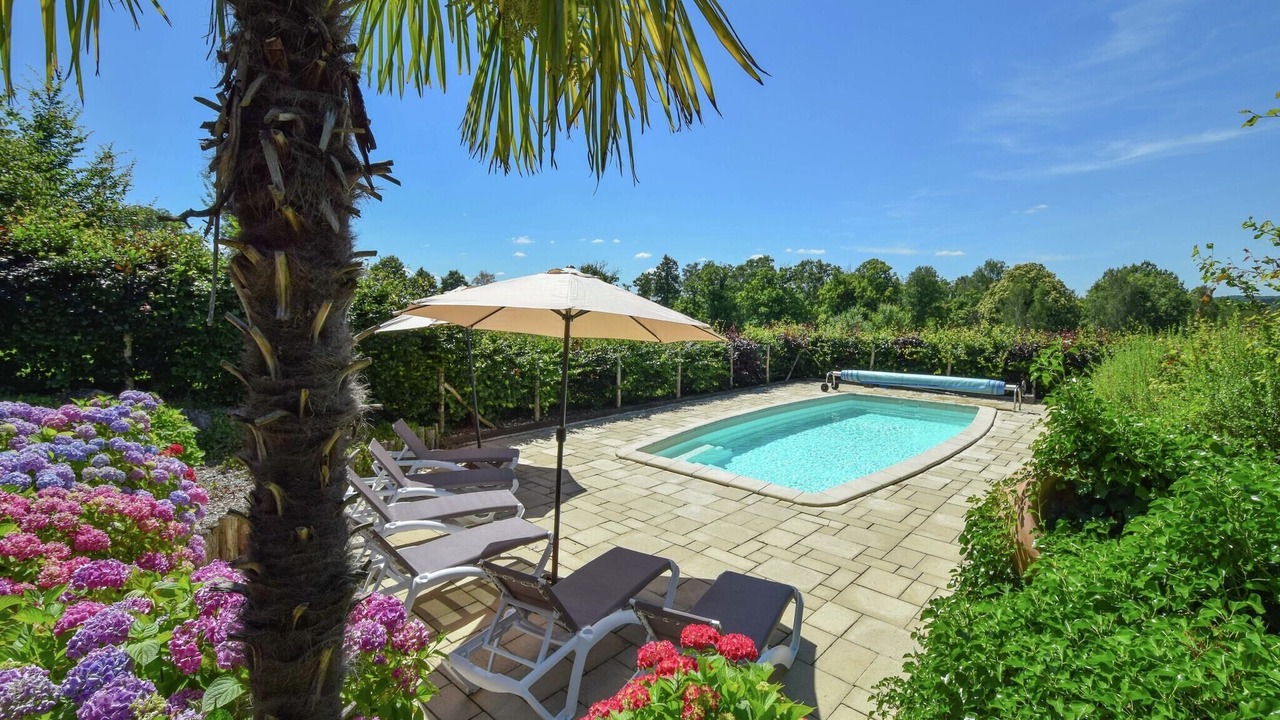 Photo of Outdoor in Saint-Medard-d'Excideuil