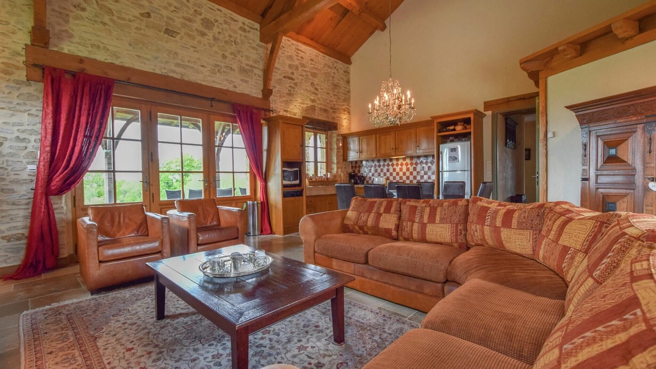 Photo of Livingroom in Saint-Medard-d'Excideuil