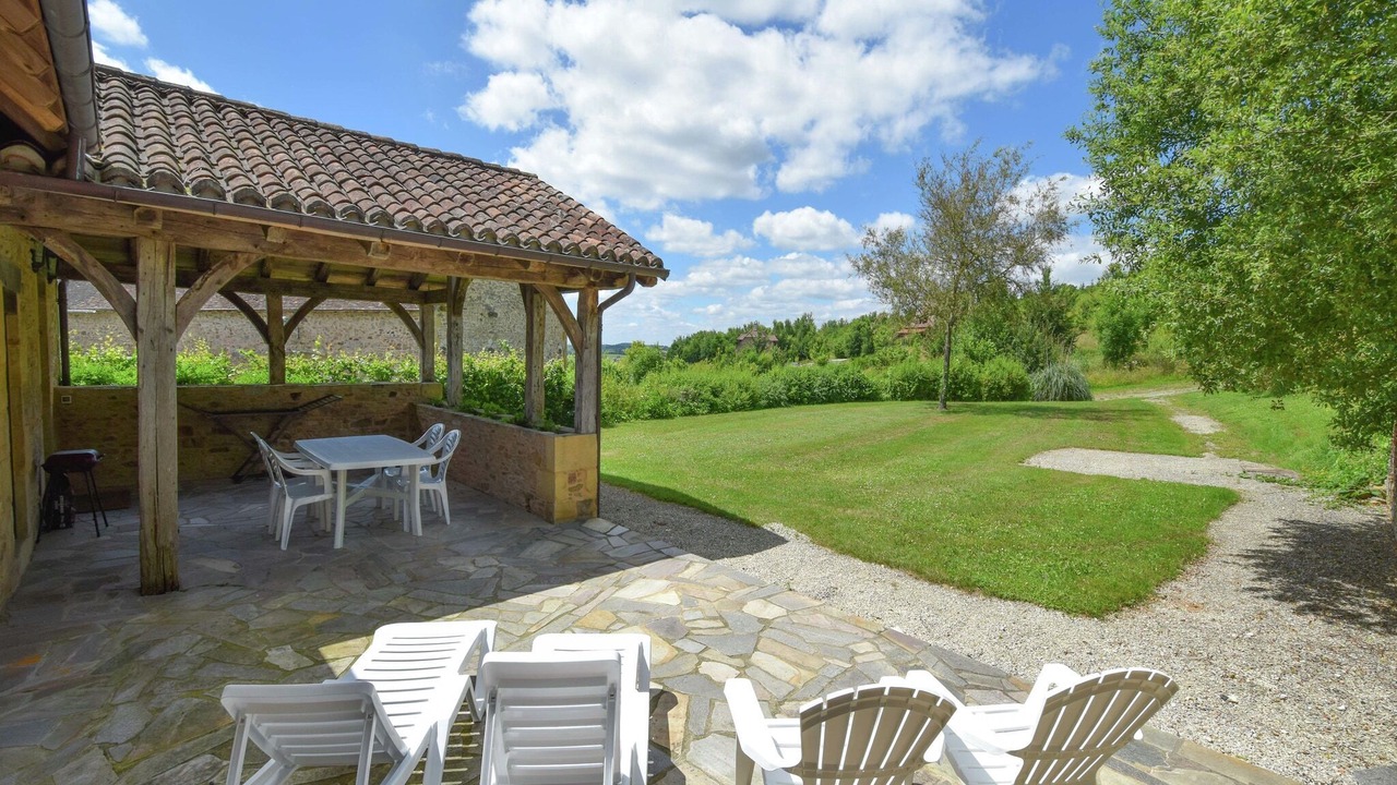 Photo of Outdoor in Saint-Medard-d'Excideuil