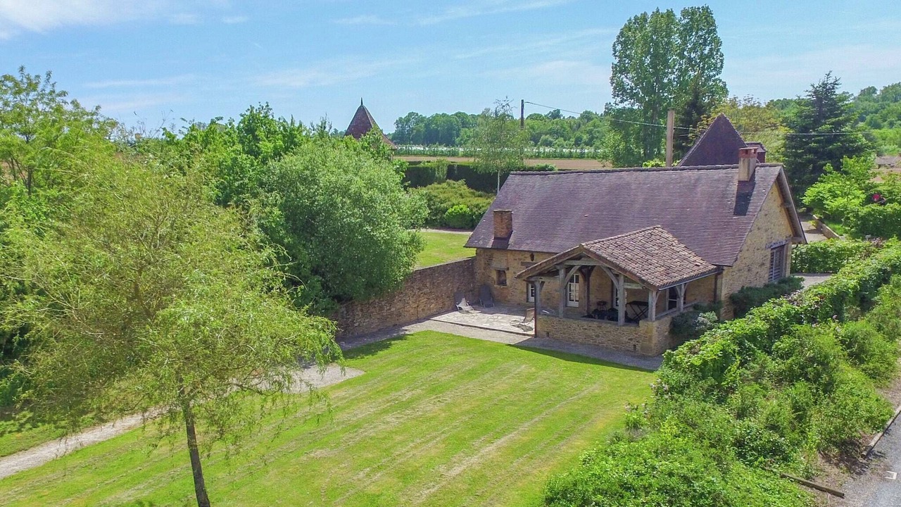 Photo of Outdoor in Saint-Medard-d'Excideuil