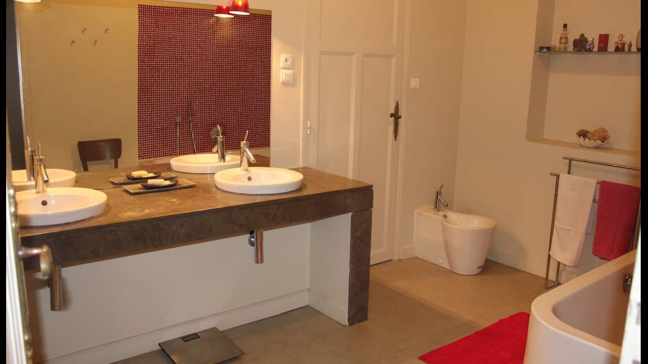 Photo of Bathroom in Old Town