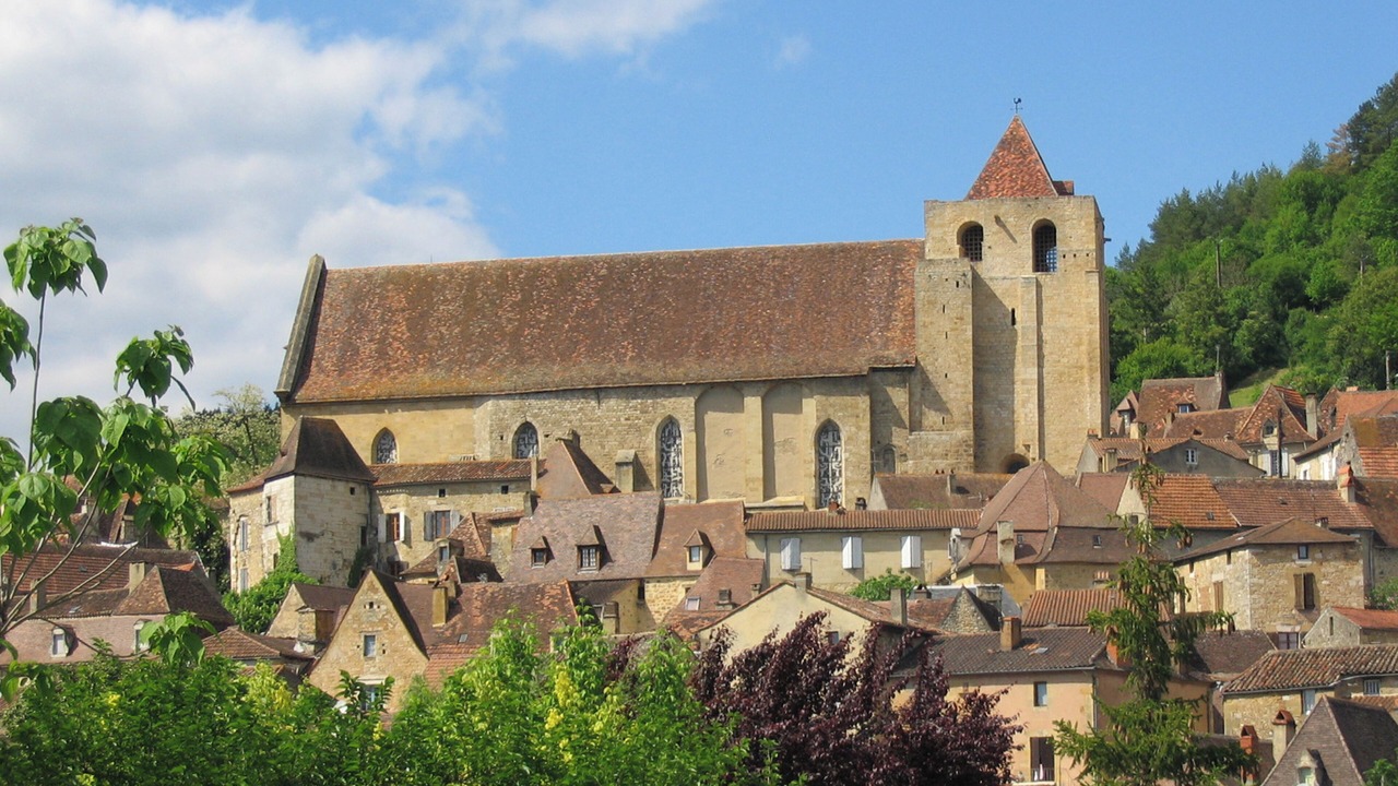 Photo of Others in Castels et Bezenac