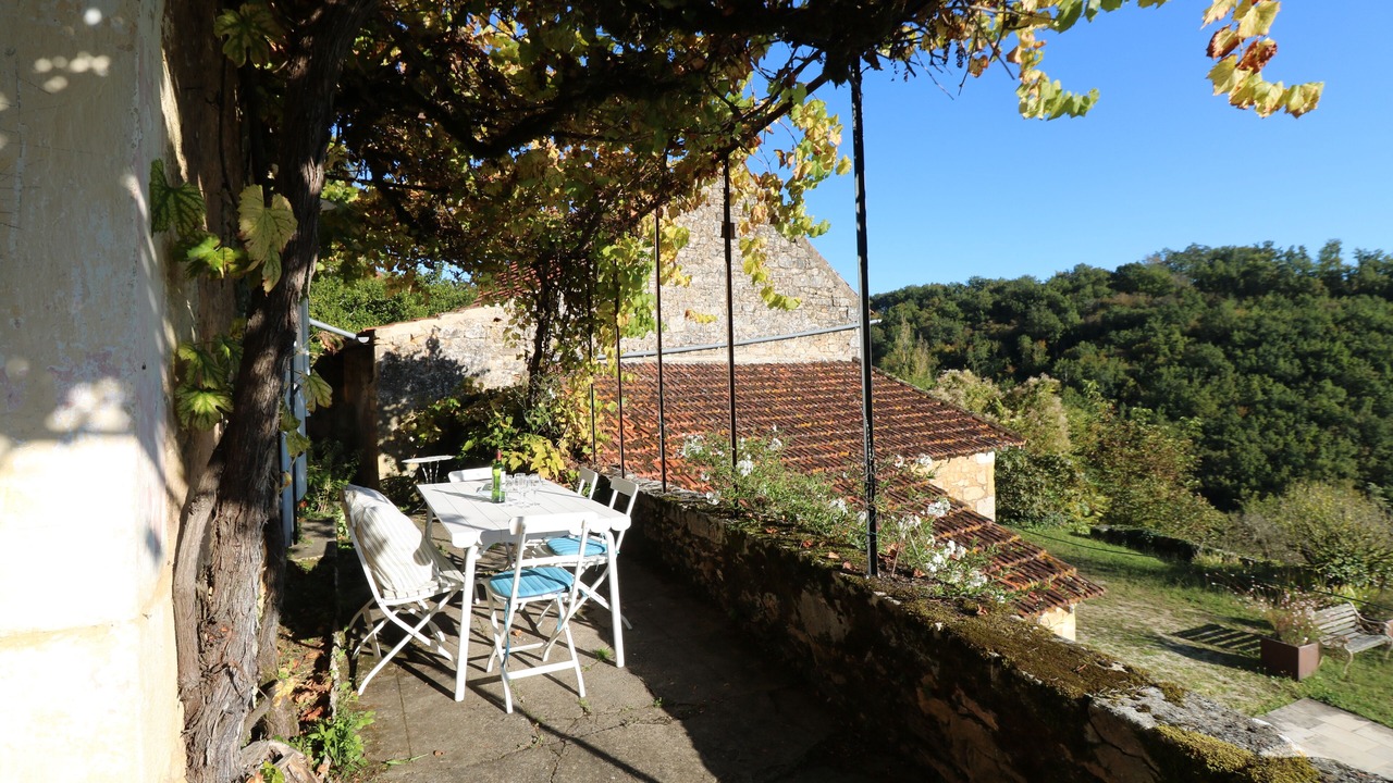 Photo of Outdoor in Castels et Bezenac