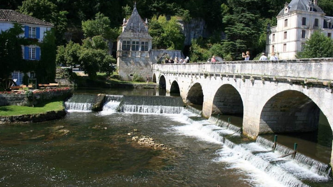Photo of Others in Saint-Martin-de-Fressengeas
