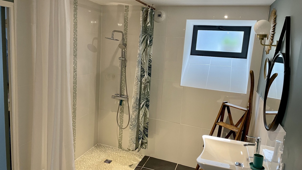 Photo of Bathroom in Coteaux Perigourdins