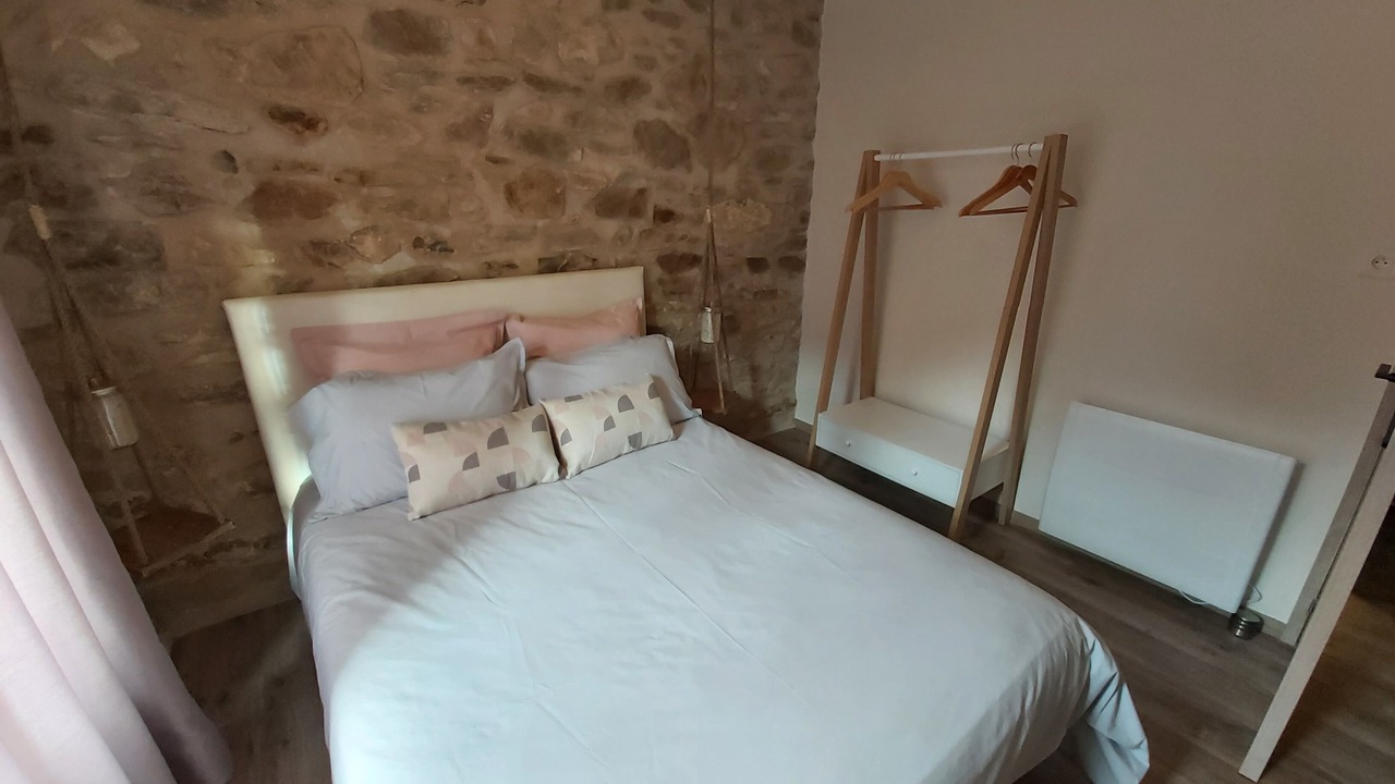 Photo of Bedroom in Saint-Yrieix-la-Perche