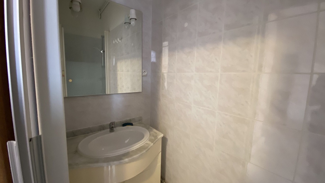 Photo of Bathroom in La Roche-Posay