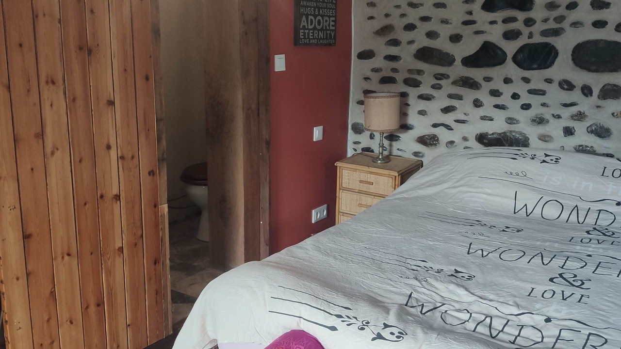 Photo of Bedroom in Charritte-de-Bas