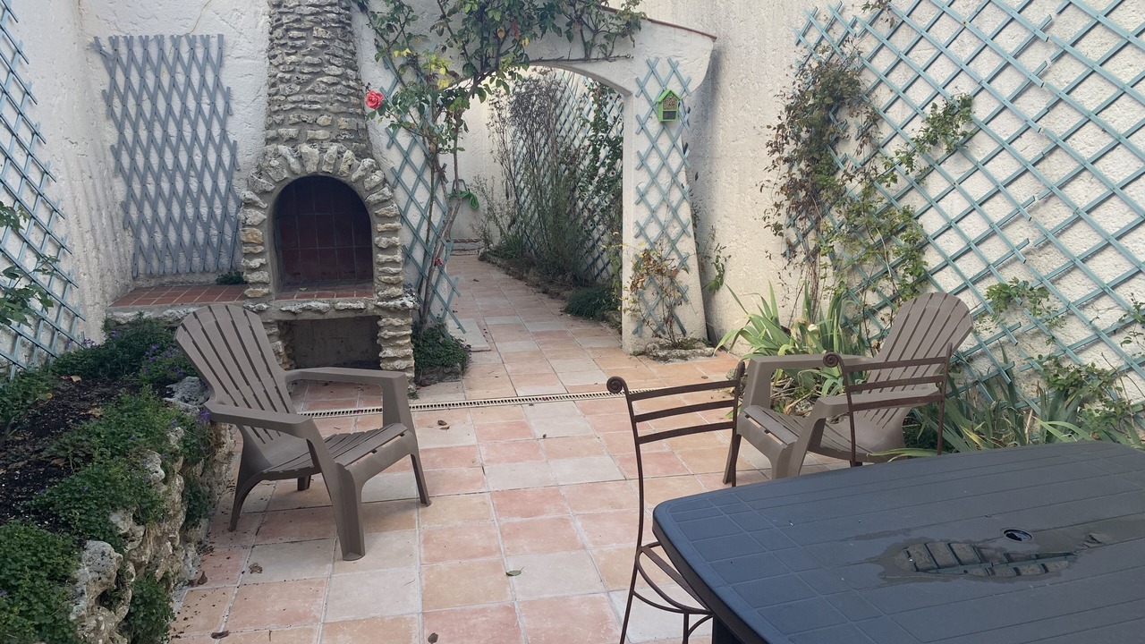 Photo of Outdoor in Saujon