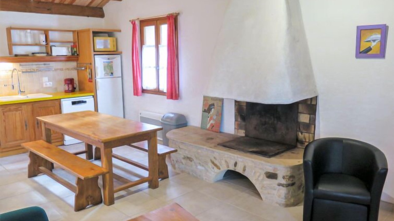 Photo of Bedroom in Blanquefort-sur-Briolance