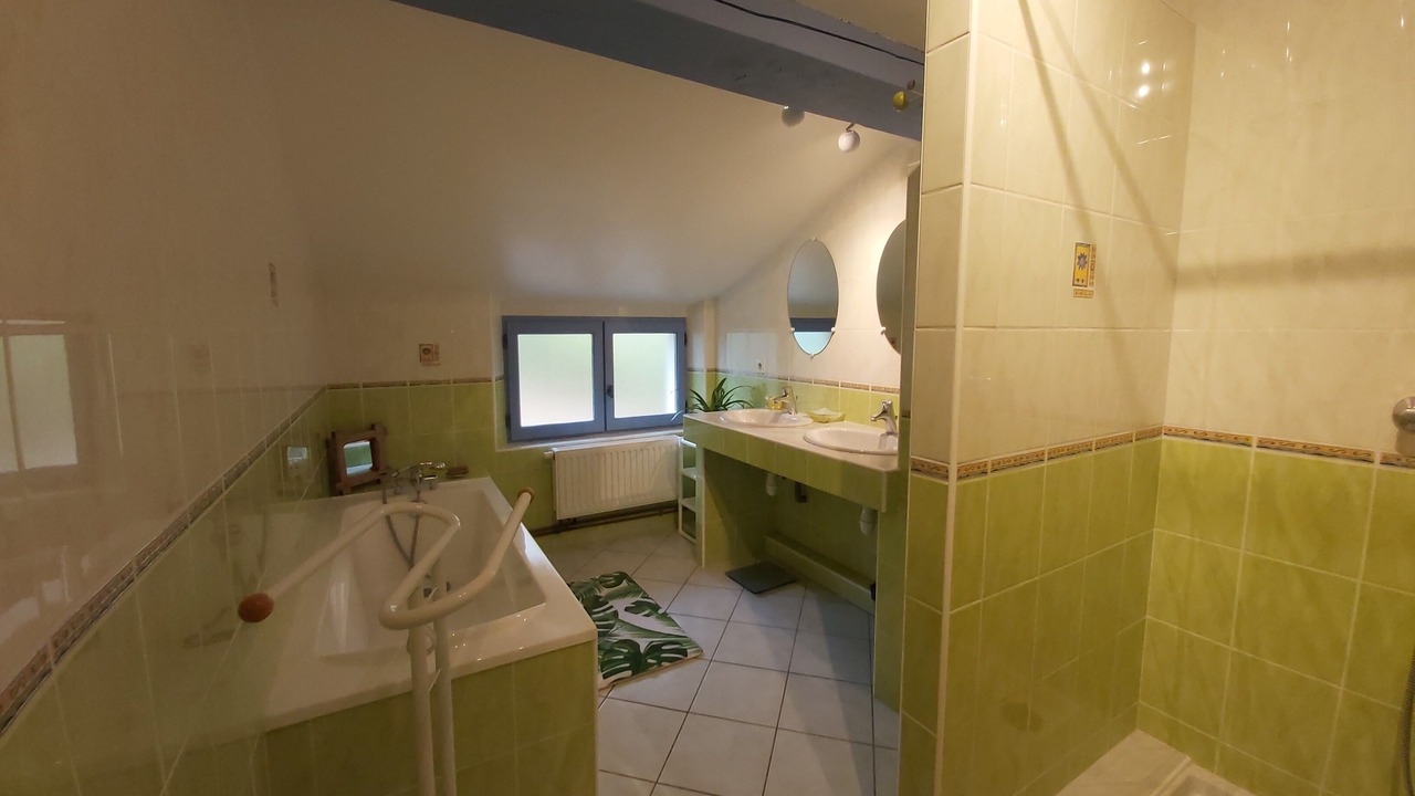Photo of Bathroom in Francescas