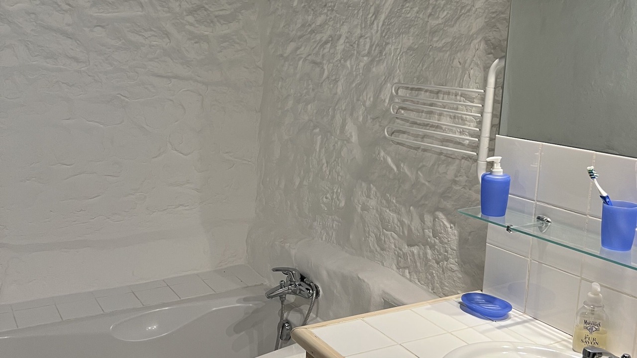 Photo of Bathroom in Saint-Felix-de-Villadeix
