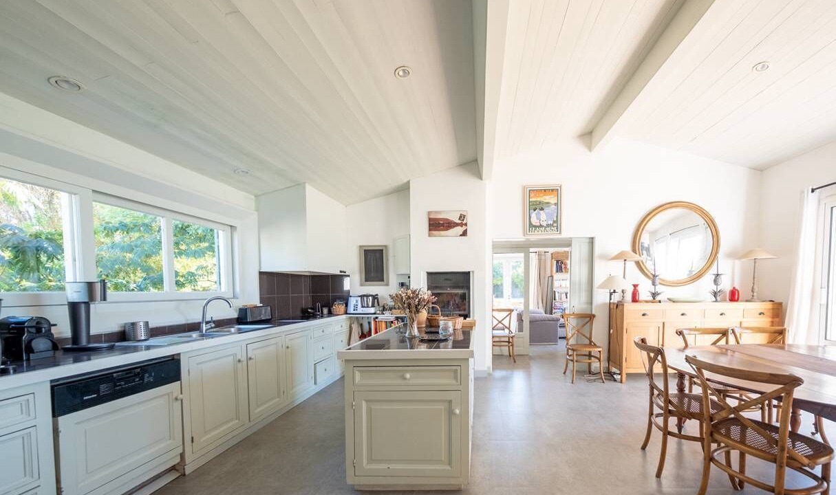 Photo of Kitchen in Les Portes-en-Re