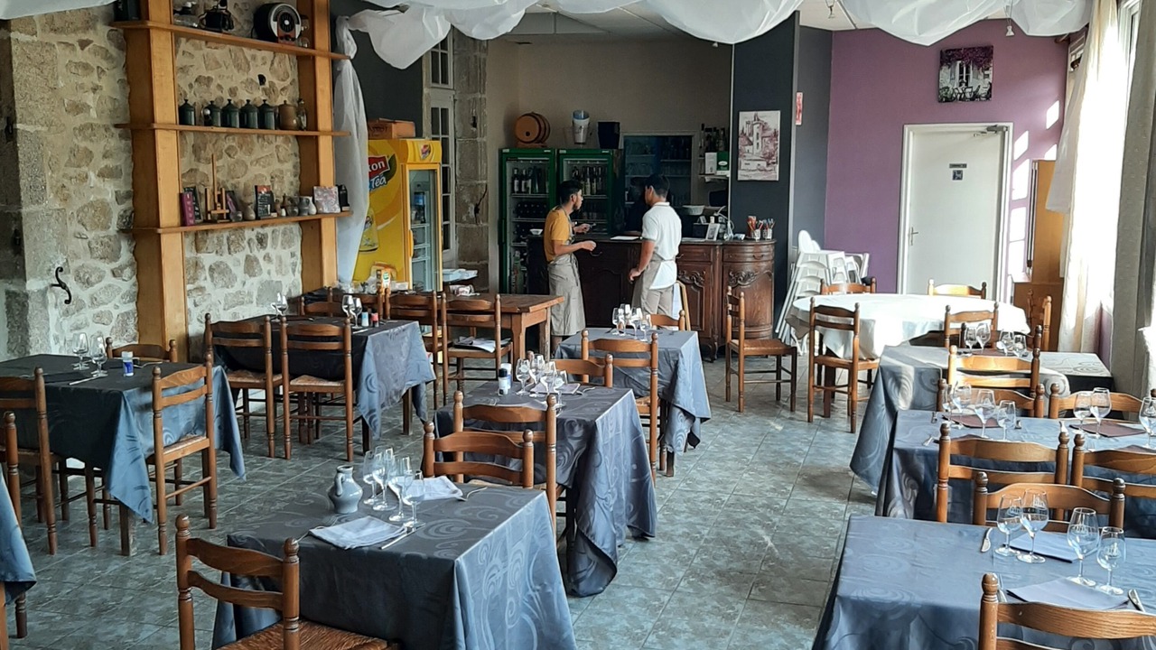 Photo of Others in Champs-Romain