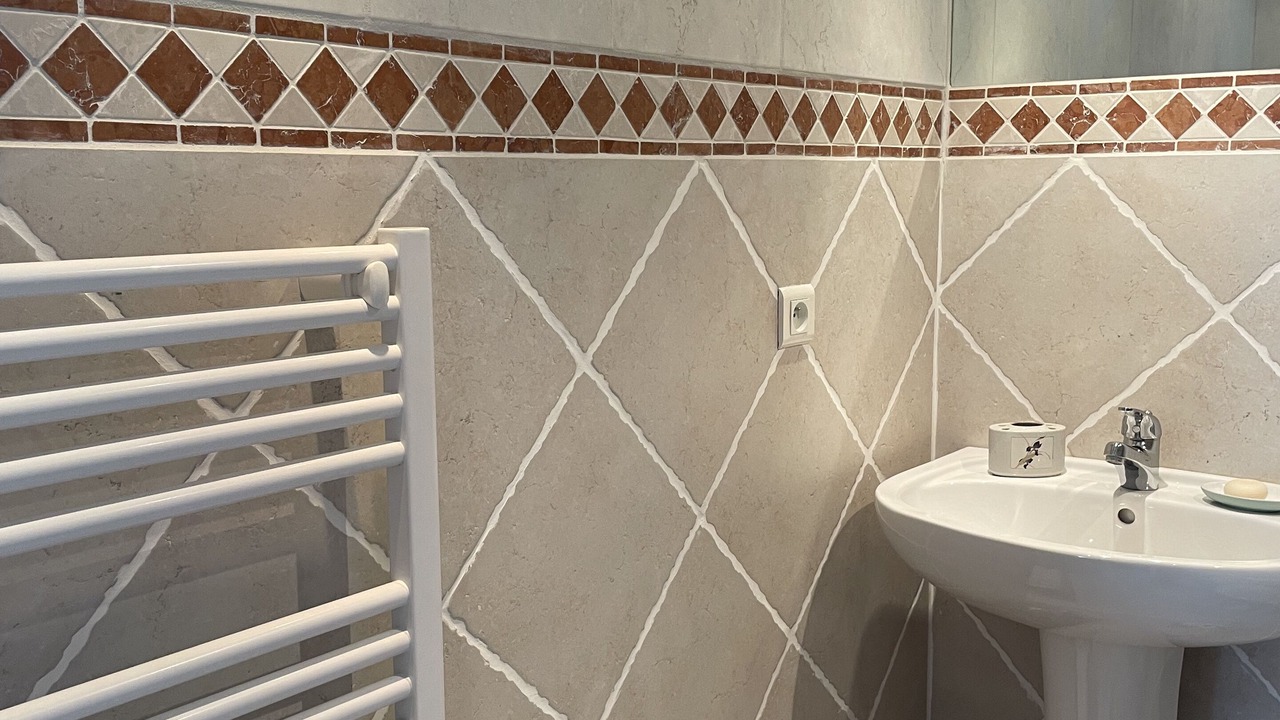Photo of Bathroom in Monpazier