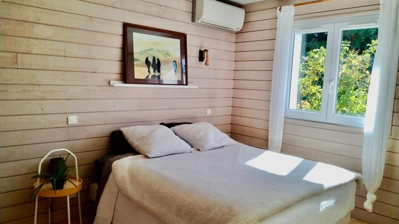 Photo of Bedroom in Mouguerre