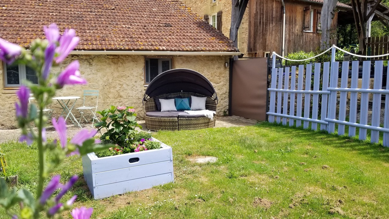 Photo of Patio Balcony in Larzac