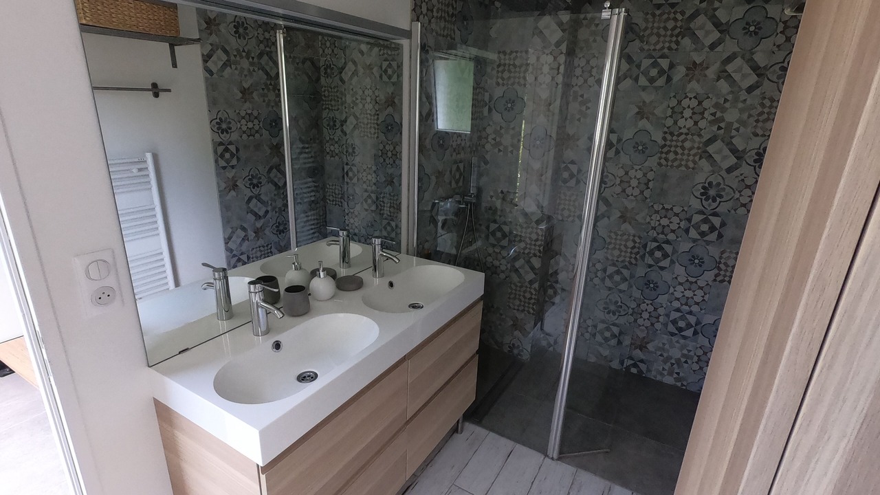 Photo of Bathroom in Tarnos