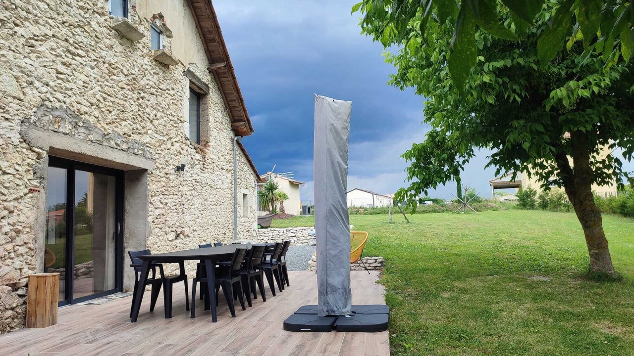 Photo of Outdoor in Cuneges