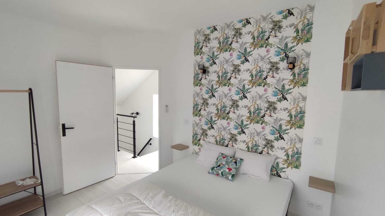 Photo of Bedroom in Cuneges