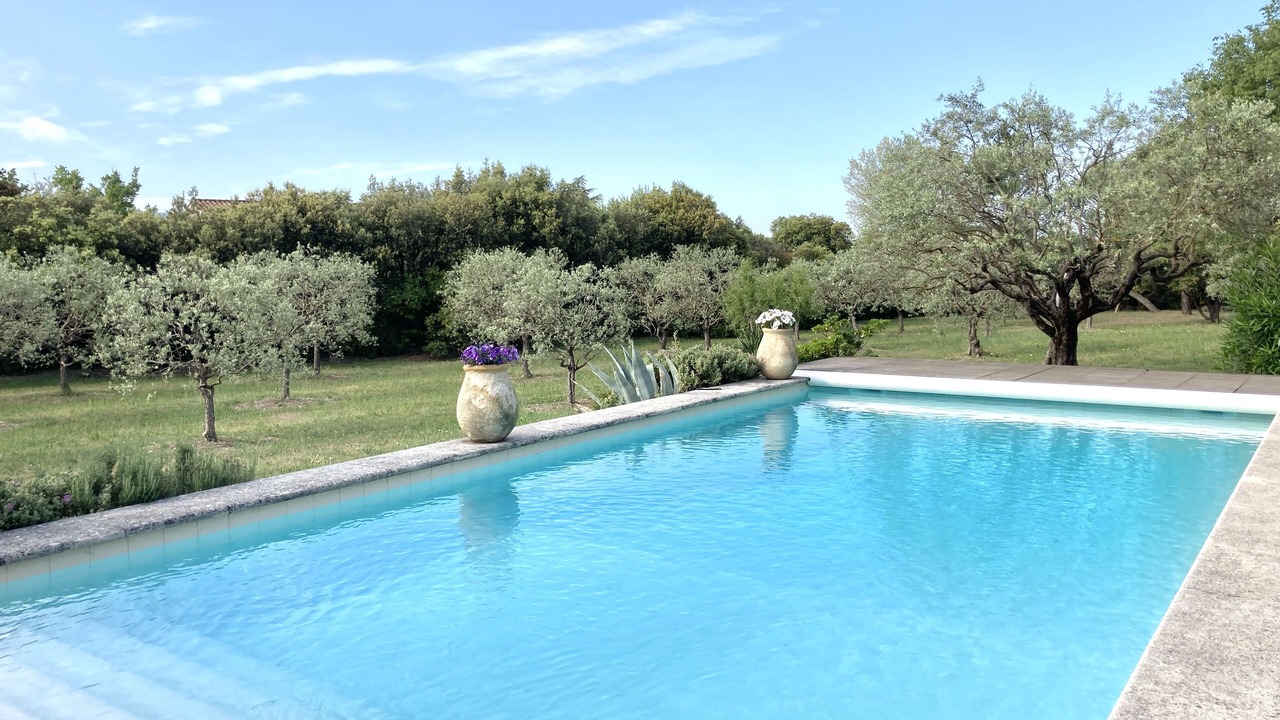 Photo of Outdoor in Cabrieres-d'Avignon