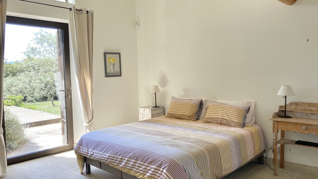 Photo of Bedroom in Cabrieres-d'Avignon