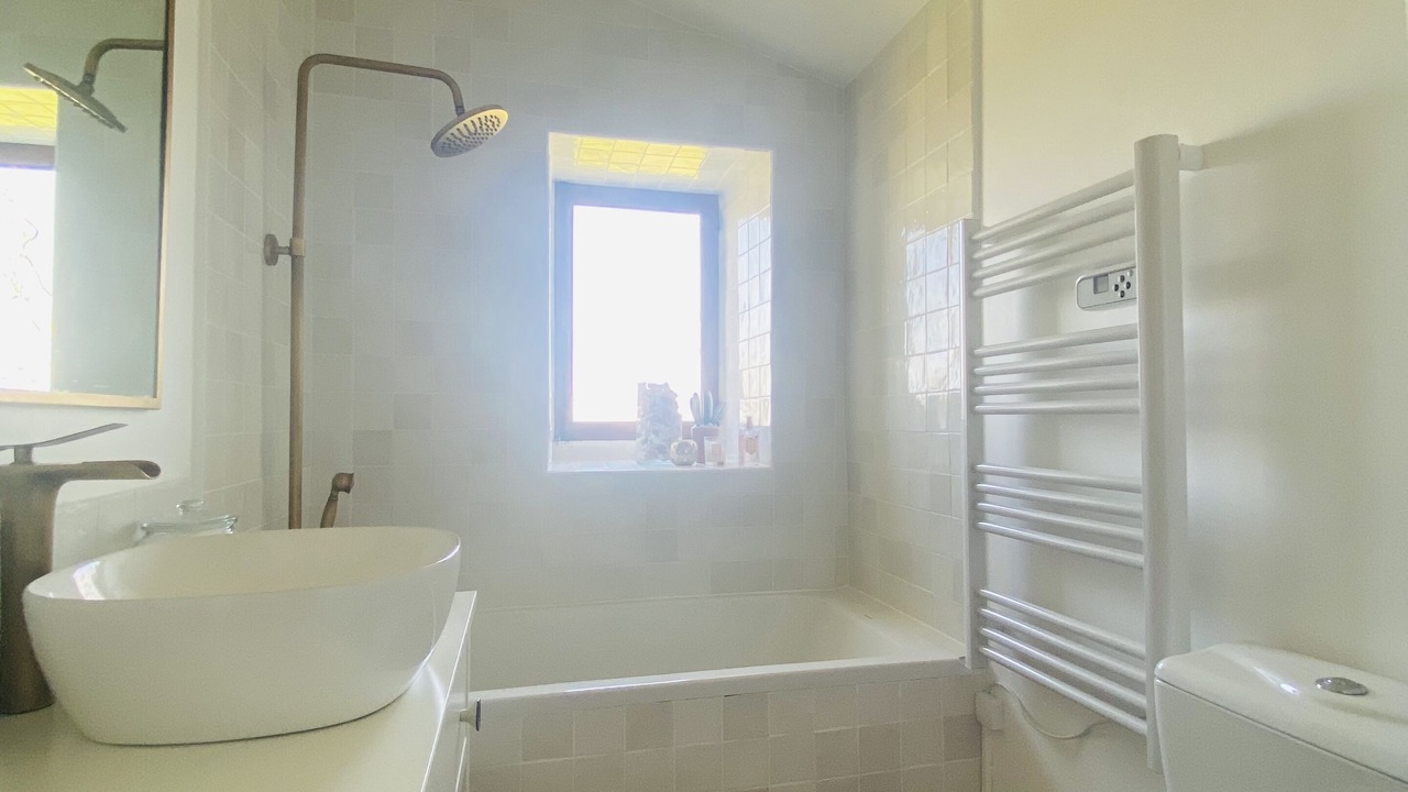 Photo of Bathroom in Pouancay