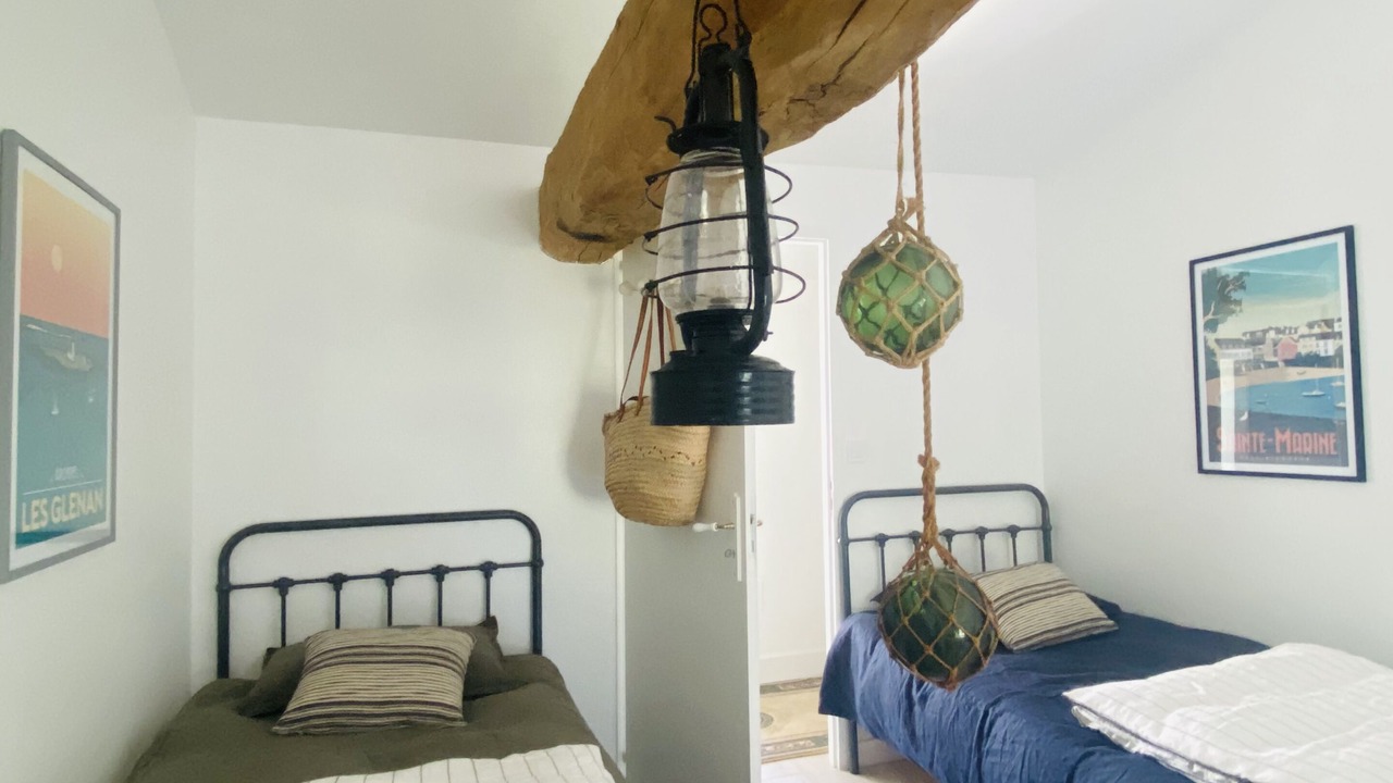 Photo of Bedroom in Pouancay