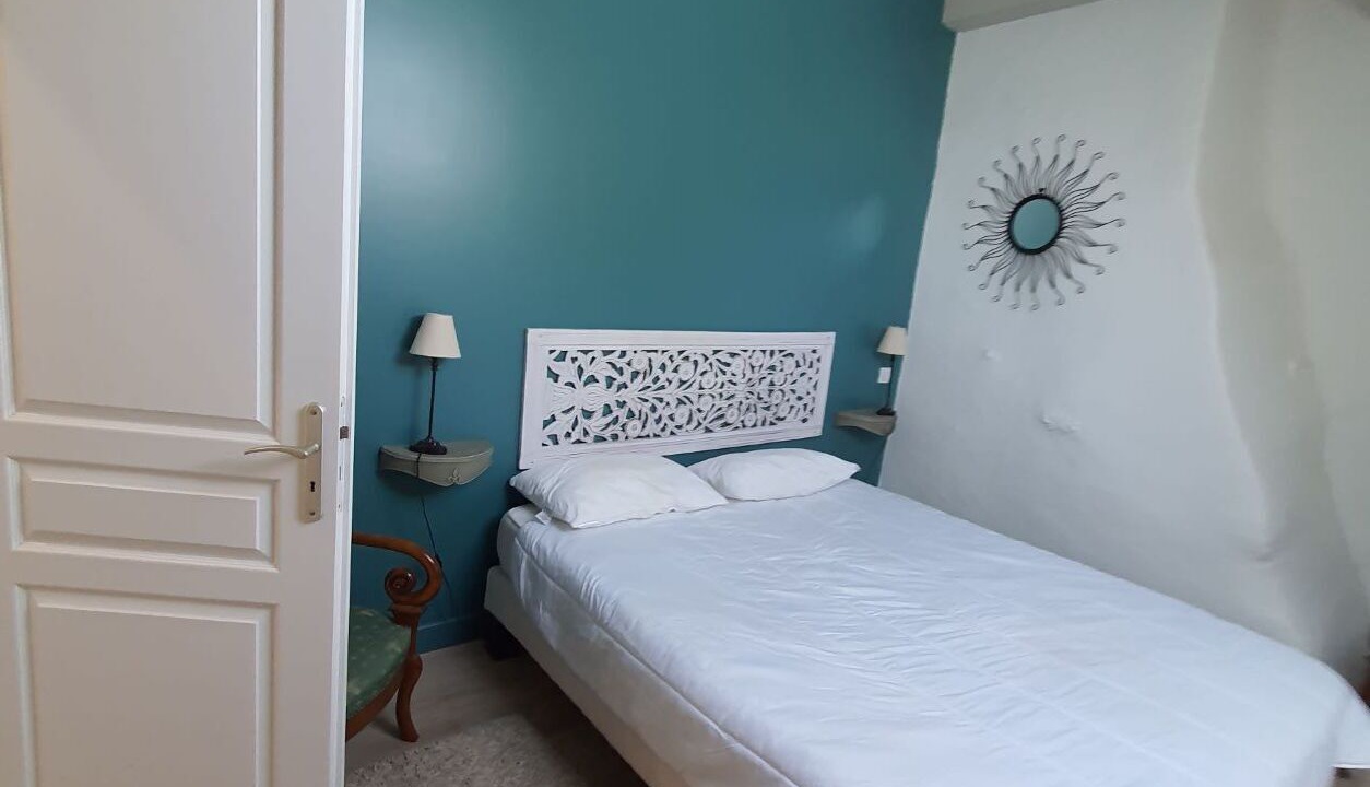 Photo of Bedroom in Saint-Martial-de-Nabirat
