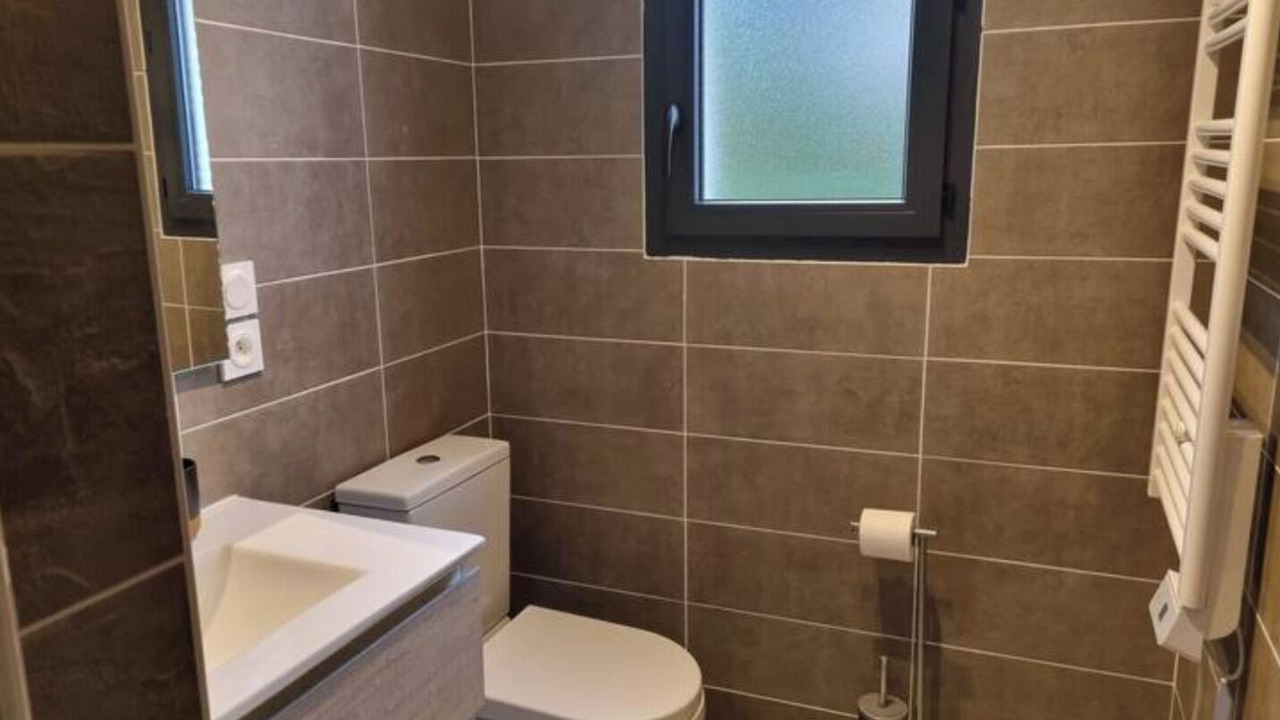 Photo of Bathroom in Saint-Medard-d'Eyrans
