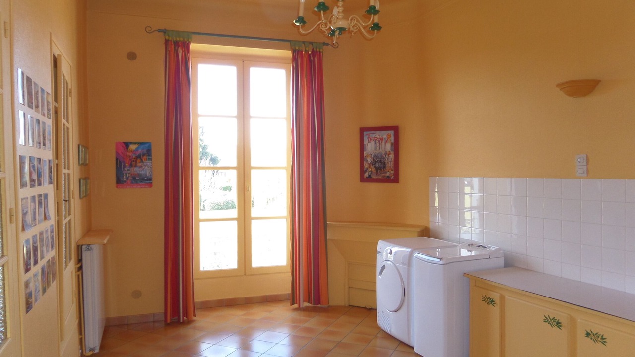 Photo of Bathroom in Assat