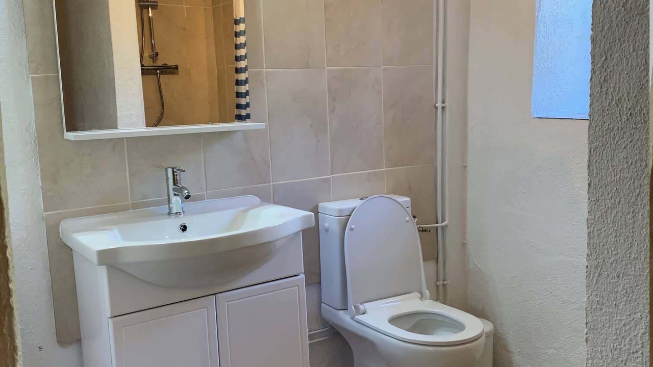 Photo of Bathroom in Juignac