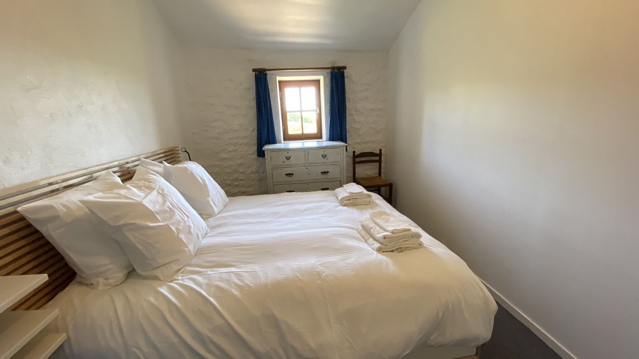 Photo of Bedroom in Juignac