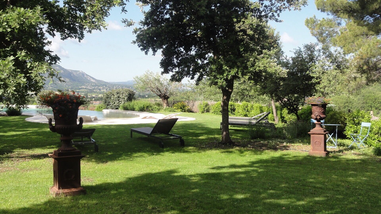 Photo of Outdoor in Cabrieres-d'Avignon