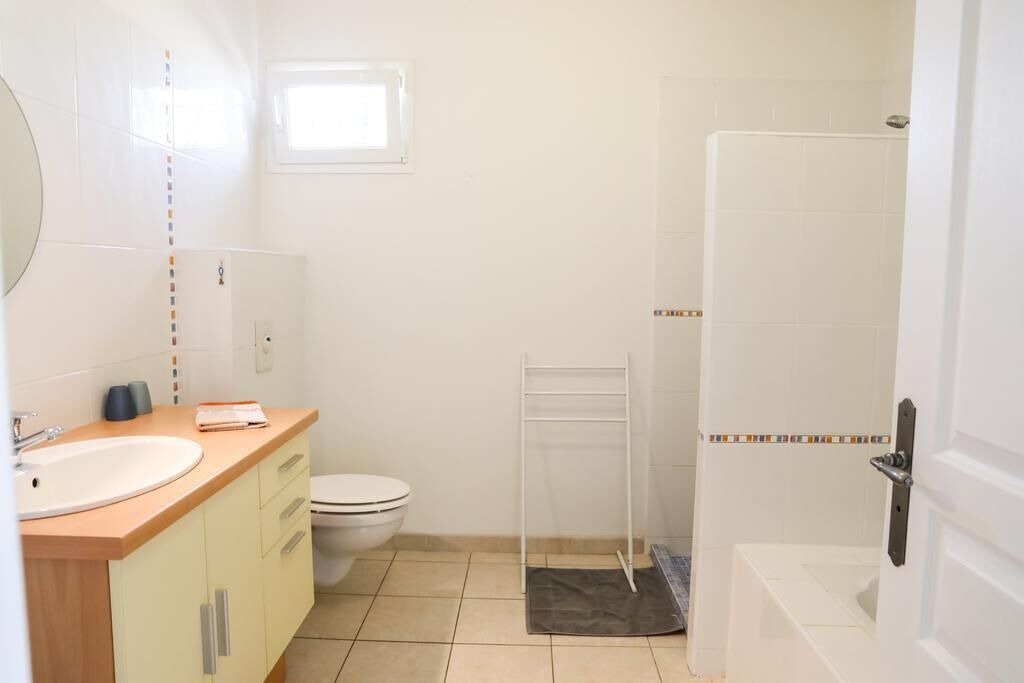 Photo of Bathroom in Cabrieres-d'Avignon