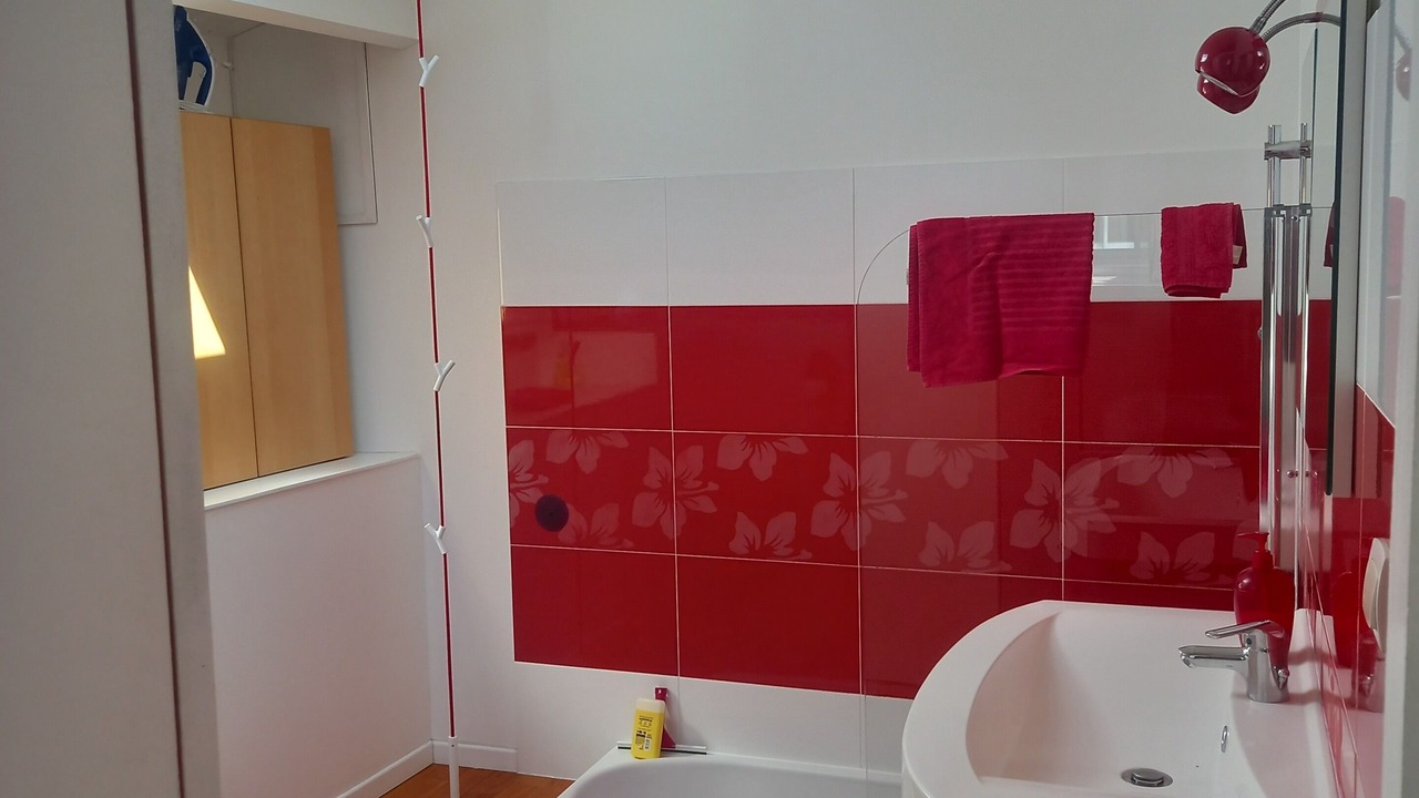 Photo of Bathroom in Aytre