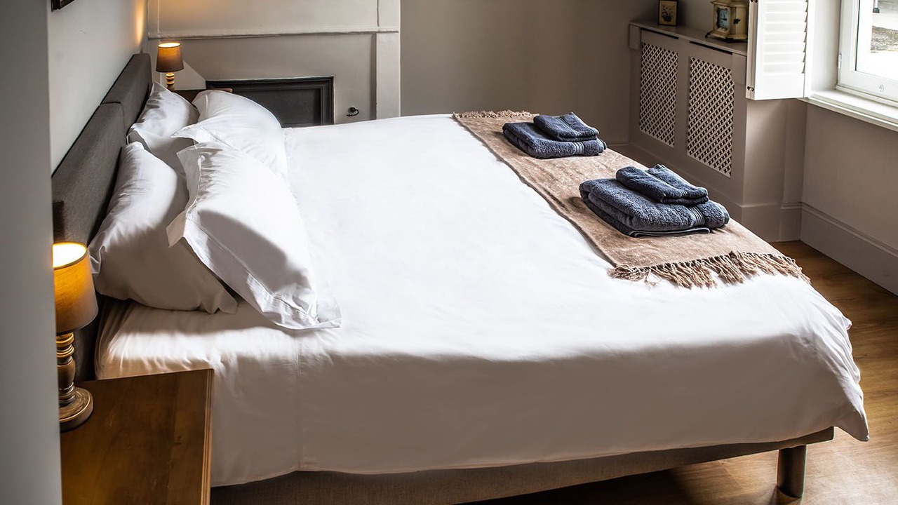 Photo of Bedroom in Saint-Meme-les-Carrieres