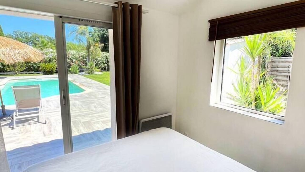 Photo of Bedroom in La Crau
