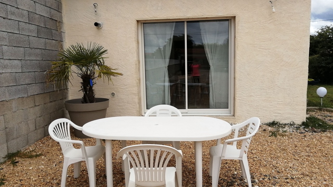 Photo of Outdoor in Les Eglisottes-et-Chalaures