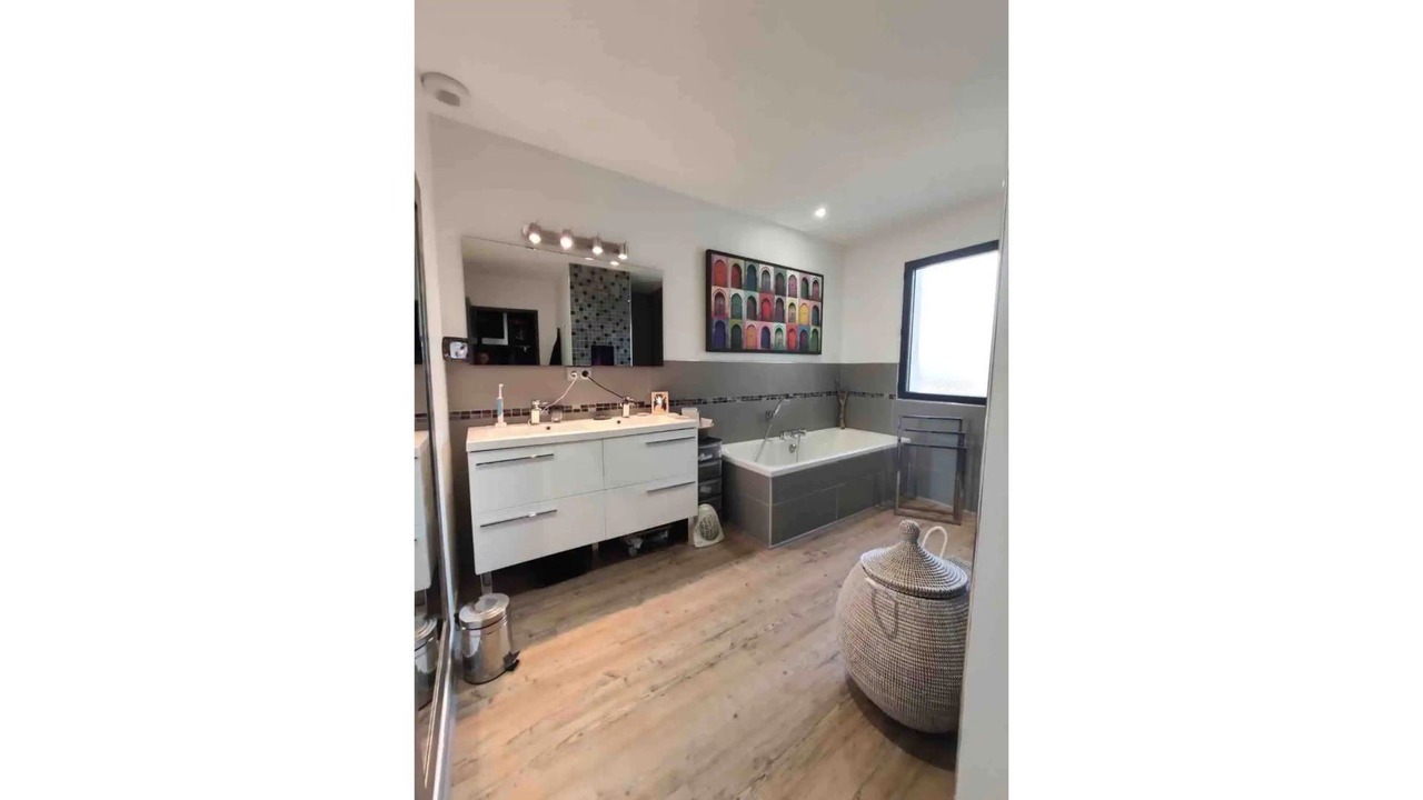 Photo of Bathroom in Gradignan