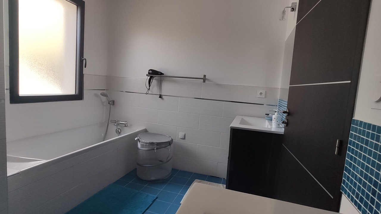 Photo of Bathroom in Gradignan