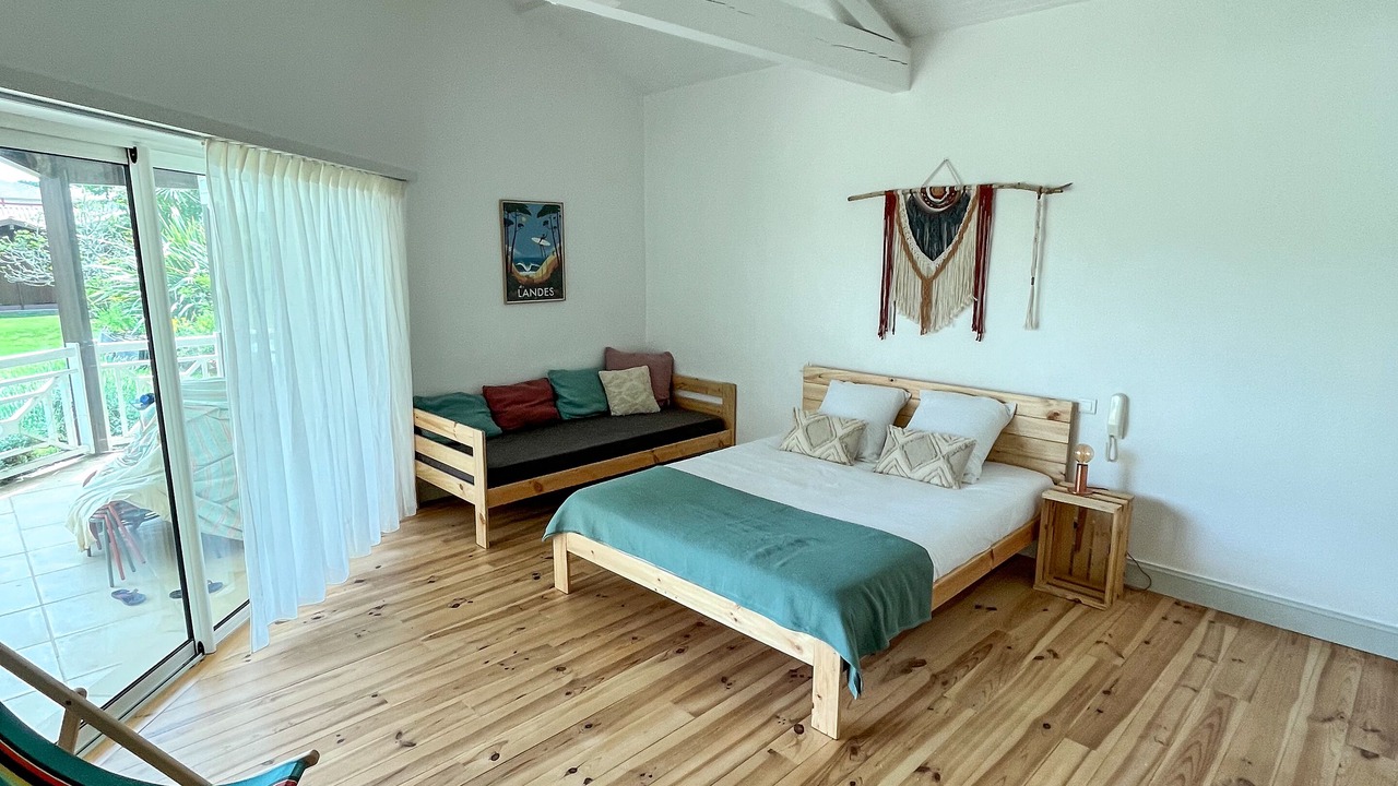 Photo of Bedroom in Messanges