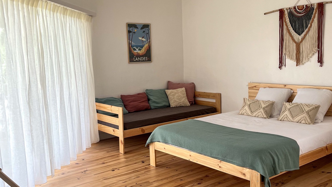 Photo of Bedroom in Messanges