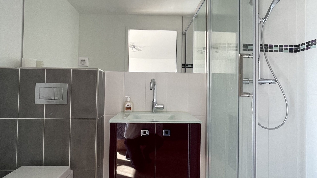 Photo of Bathroom in Saint-Robert
