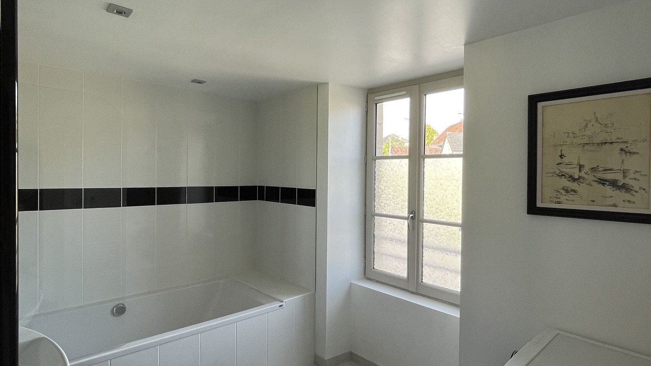 Photo of Bathroom in Saint-Robert