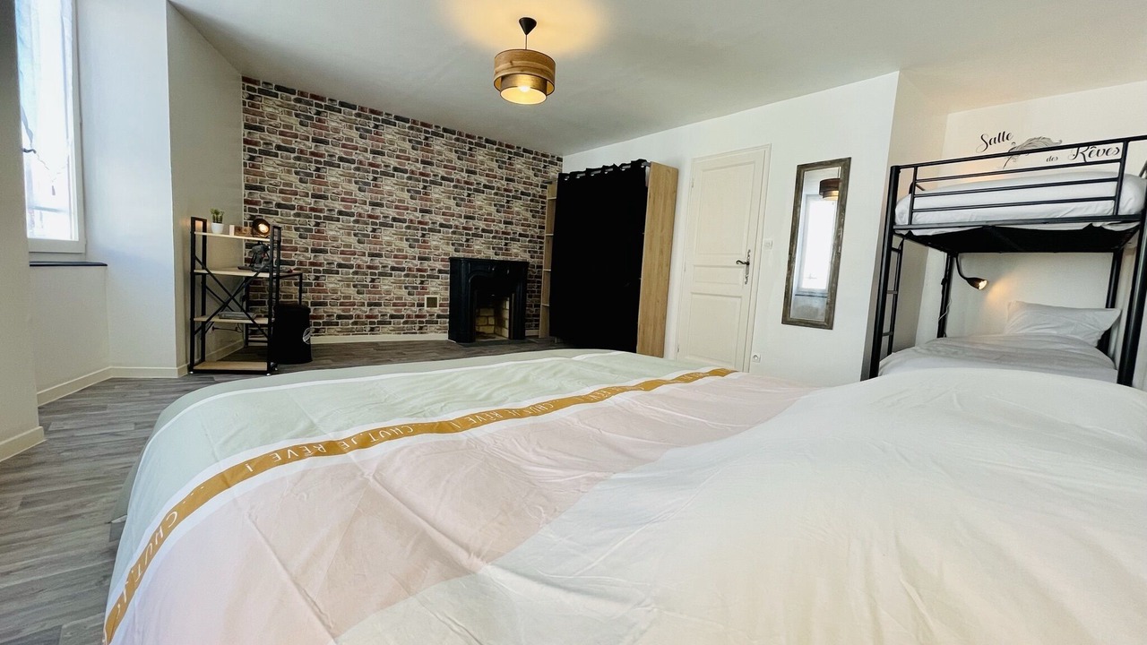 Photo of Bedroom in Lusignan