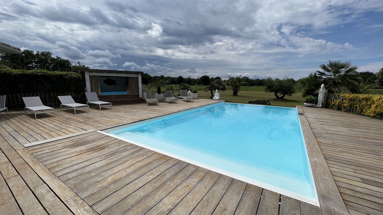 Photo of Outdoor in Saint-Julien-en-Born